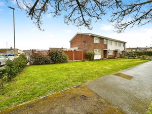 COLCHESTER ROAD- click for photo gallery